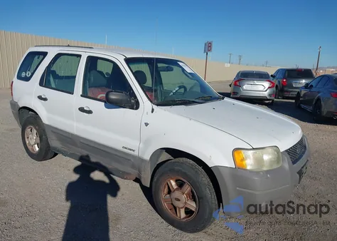 2002 Ford Escape Xls z USA, uszkodzony, nr VIN 1FMYU02122KB88097